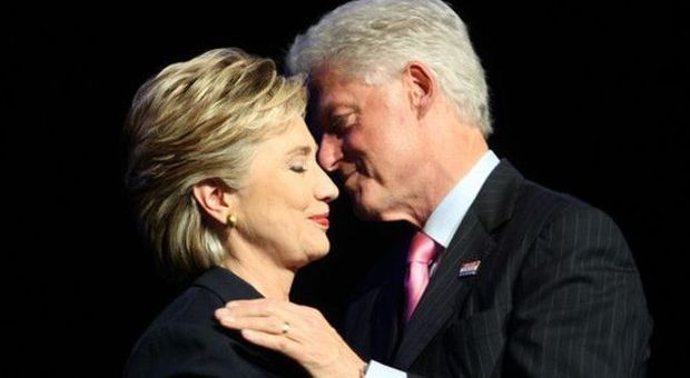 Hillary Clinton: "La madre di Bill abusò di lui quando era un bimbo"