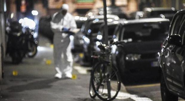 Milano, sparatoria in strada a Chinatown: un morto e un ferito grave | Foto