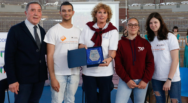 La consegna del premio fair play al liceo sportivo "Paleocapa" di Rovigo