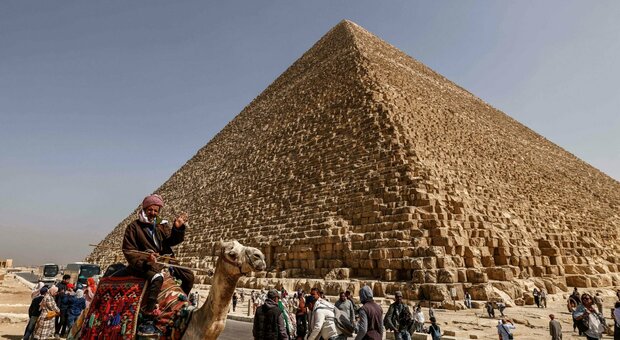 Grande Piramide, scoperta la tomba di Cheope? Gli scienziati: «Il nuovo corridoio individuato è più di un indizio»