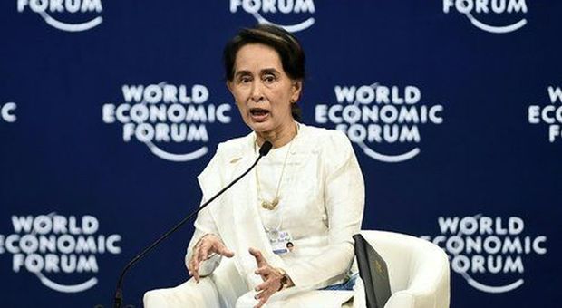 Strage dei Rohingya, Aung San Suu Kyi ammette: «La situazione poteva essere gestita meglio»