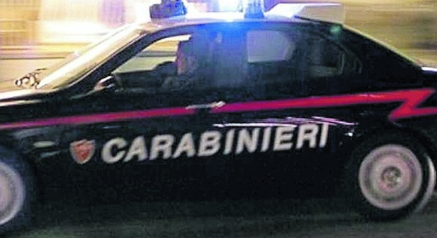 A 17 anni con cocaina e hashish negli slip: bloccato dai carabinieri