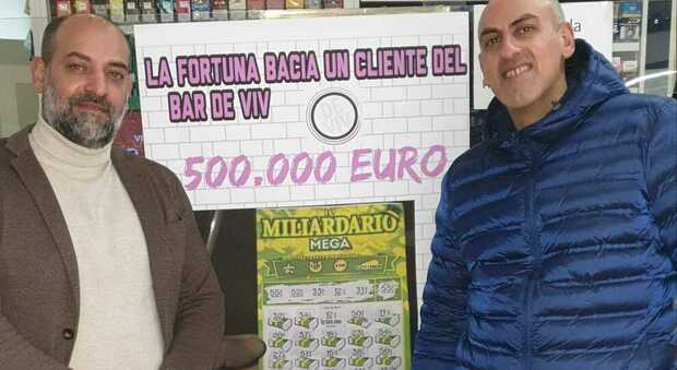 Nocera inferiore, dopo il Superenalotto vinti 500mila euro in un bar con il Mega Miliardario
