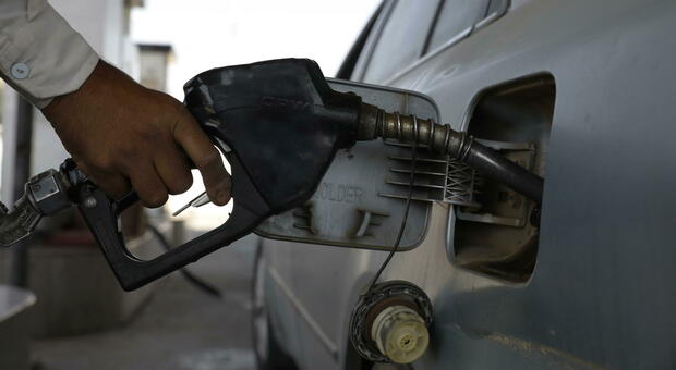 Benzina e diesel aumentano e anche i pedaggi autostradali si alzano: ecco le nuove tariffe
