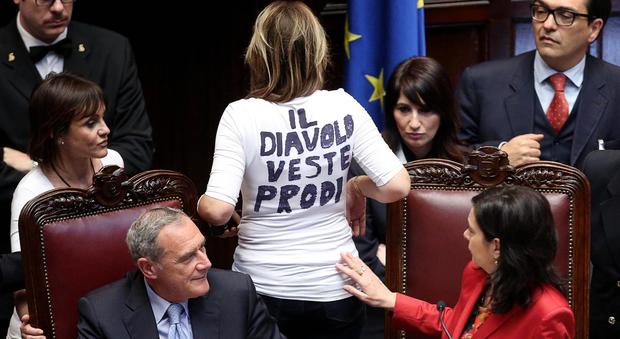 Dal "diavolo veste Prodi" al "meglio fascista che frocio": tutte le provocazioni di Alessandra Mussolini