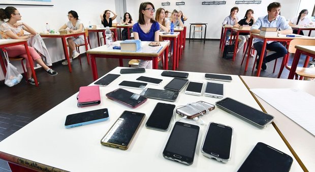 Studenti di un liceo di Torino all'esame di maturità del 2017