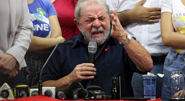 L'ex presidente Lula diventa ministro del governo Rousseff per evitare scandalo e inchieste