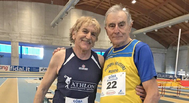 Giorgio Maria Bortolozzi (con la maglia gialla) è un campione d'atletica a 85 anni
