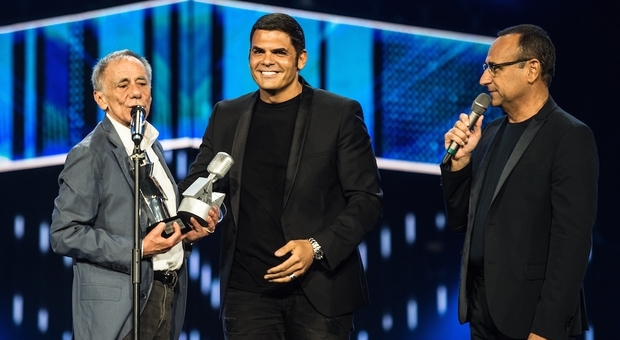 Seat Music Awards 2019, a Roberto Vecchioni il premio per il disco d'oro