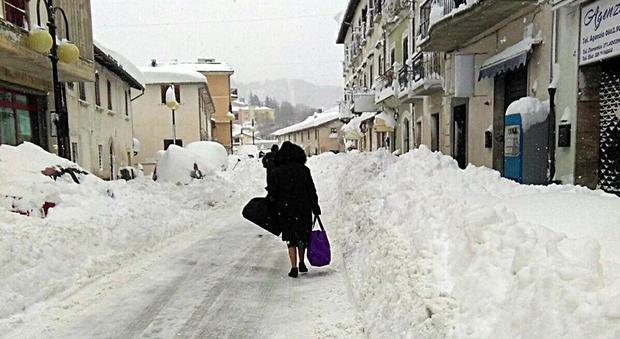 Terremoto e neve, Centro Italia in ginocchio: un morto e un disperso