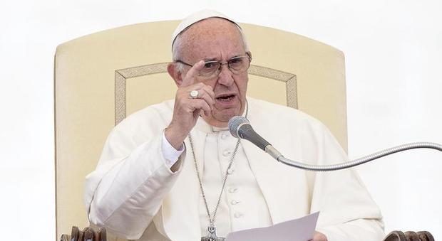 Il Papa: «Anche oggi ci sono tanti schiavi, lavori ingiusti e malpagati»