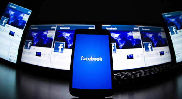 Facebook lancia piano contro notizie false