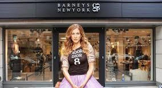Manhattan perde un altro simbolo: chiude Barneys, il magazzino del lusso di «Sex and the city»