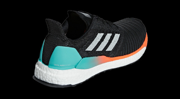 Adidas inventa la nuova scarpa da running ispirata dalla Nasa: nasce la Solarboost