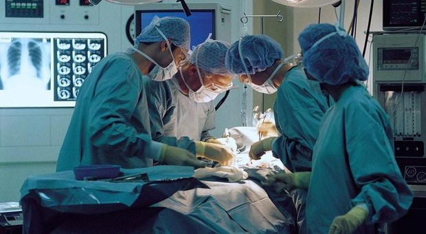 Per 13 anni con un feto morto in grembo: salvata con un'operazione a Padova
