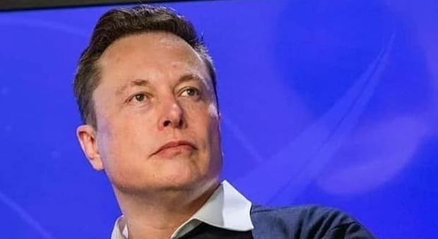 Elon Musk, entro il 2021 il primo chip impiantato nel cervello umano