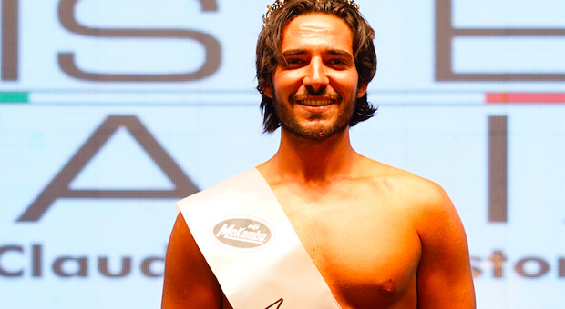 Il nuovo «Mister Italia» è di Rieti, il 23enne Giulio Schifi sbaraglia tutti