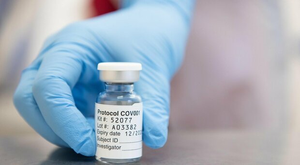 Covid vaccino: pubblicati (per errore) i prezzi delle dosi. Giallo sui contratti in Europa