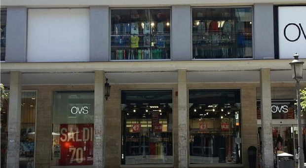 Il negozio Ovs a Salerno