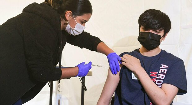 Campania zona gialla, nasce l'associazione Ristoratori Penisola sorrentina: «Subito vaccini per tutti»