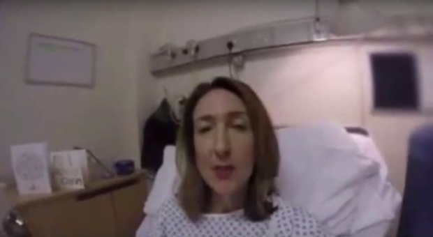 "Stamattina avevo il cancro, stasera non più": ​la conduttrice tv dopo la mastectomia