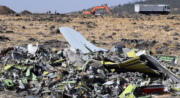 737 max, le compagie aeree cinesi chiedono danni alla Boeing. Già persi 600 milioni di dollari
