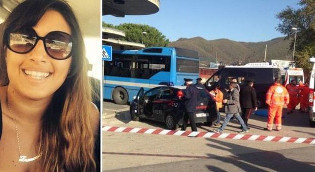 Salerno, giacca si impiglia nelle porte: Francesca uccisa dal bus a 23 anni