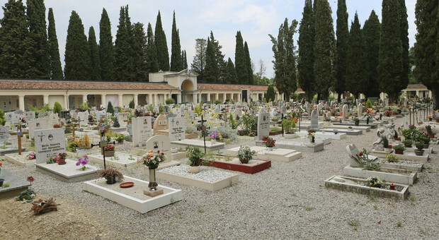 Cimiteri per gli islamici in Friuli Venezia Giulia, la Lega: «Non li vogliamo»