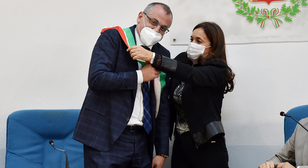 Arrestato il sindaco di Eboli Cariello: è stato rieletto 15 giorni fa con l'80%