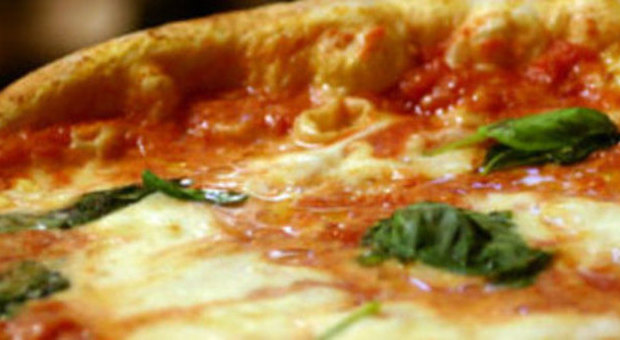 Pizza napoletana bene immateriale dell'Unesco: raccolte 400mila firme