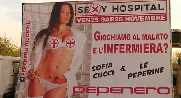 Pesaro, la pornostar è un'infermiera nella pubblicità: il sindacato insorge