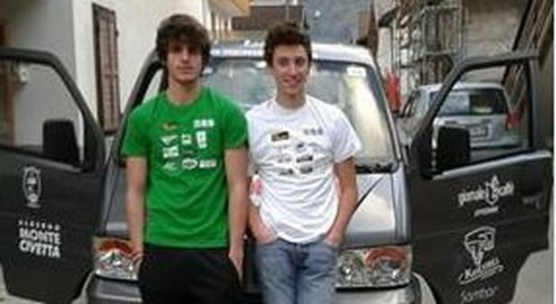 Daniel e Maicol giro d'Italia in pick up dormiranno e mangeranno in auto