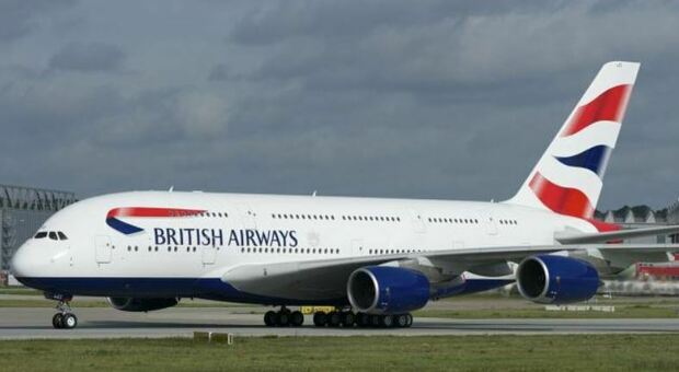 Volo British Airways per San Paolo rientra a Londra dopo 8 ore. «Era in pieno Atlantico»
