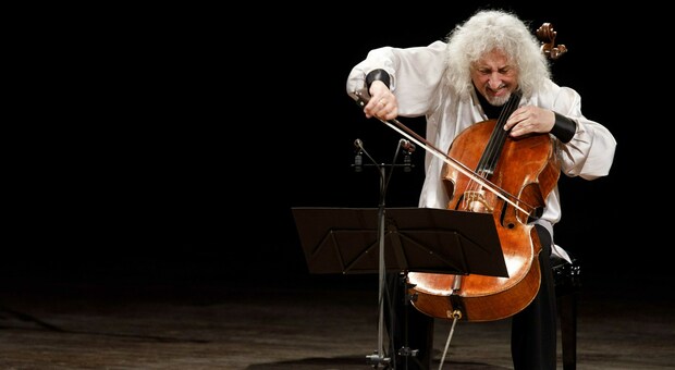 Il violoncellista Mischa Maisky