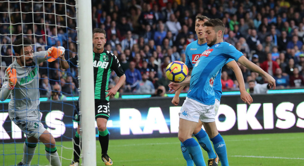 Napoli, Mertens lancia la sfida al City: «È il mio momento migliore»