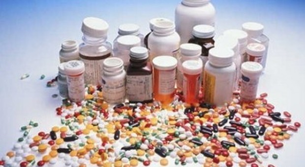 Farmaci scaduti, è pericoloso assumerli? Ecco tutta la verità