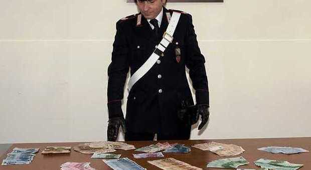 Gli euro falsi sequestrati dai carabinieri