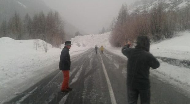 Livigno, madre e figlia travolte da valanga. Svizzera: morti tre scialpinisti