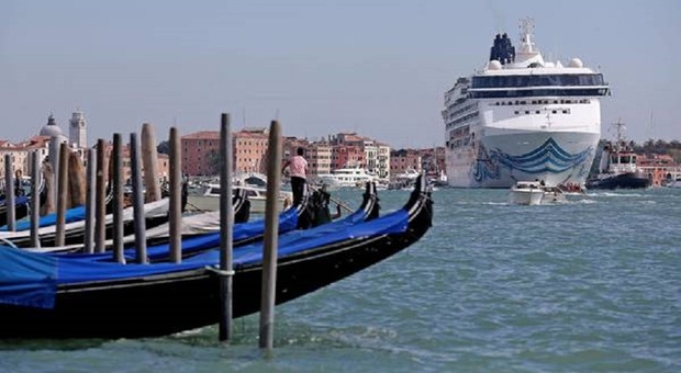 Venezia fuori dai primi 50 porti in Europa per le crociere: «Ora il futuro è grigio»