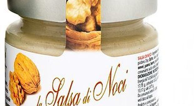 Salsa di noci ritirata dai supermercati: «Contiene Salmonella»