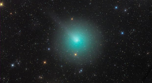 Cometa di Natale già visibile a occhio nudo, ecco dove e come osservarla