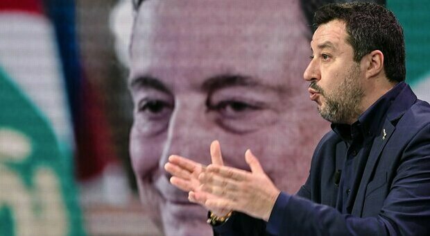 Salvini, lo "stile Draghi" congela lo scontro ma il leader leghista alza i toni