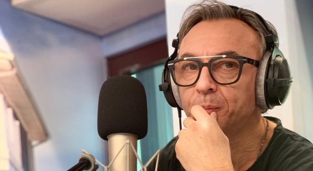 Albertino lascia Radio Deejay dopo 35 anni, la lettera d'addio agli ascoltatori: ecco cosa farà adesso