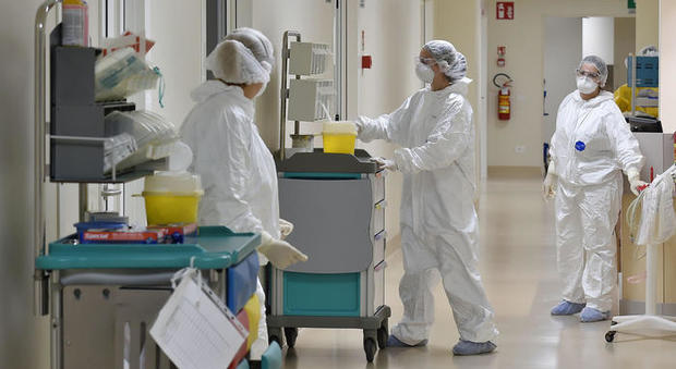 Coronavirus Piemonte, 42 vittime in un giorno: oltre 50 mila mascherine a medici e farmacisti