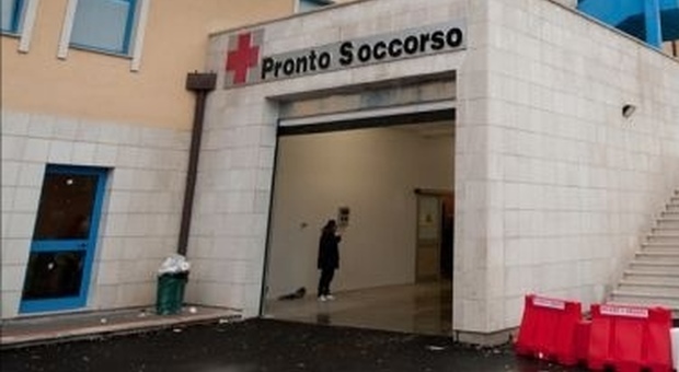 Auto pirata investe studente: grave in ospedale ad Avellino