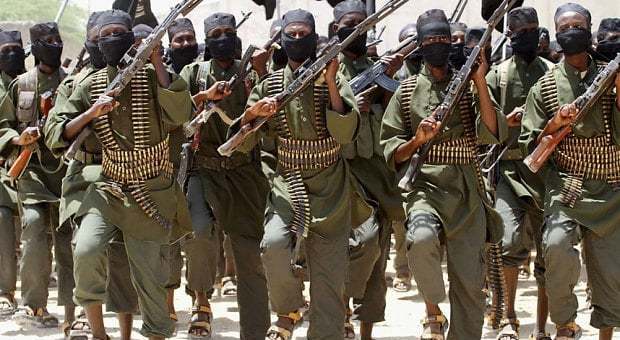 Somalia, i terroristi di al Shabaab attaccano una base militare: 38 morti e 18 feriti