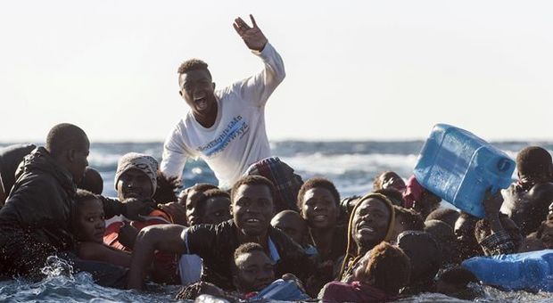 Migranti, in 184 sbarcano a Lampedusa