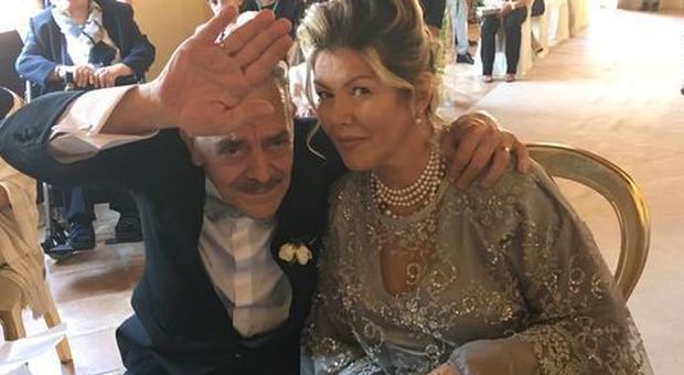 Rino Barillari, tre anni fa il matrimonio con la sua Antonella: quando il King dei paparazzi ha detto sì