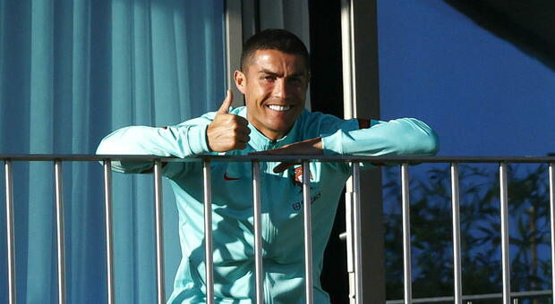 Cristiano Ronaldo positivo al Covid, ma niente quarantena in Portogallo: è già tornato a Torino