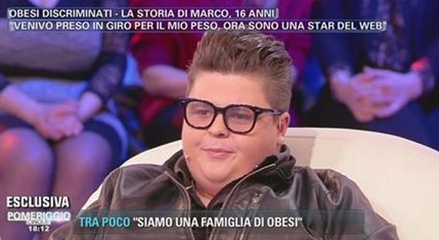 Saluta Andonio e il bullismo: "Venivo preso in giro per il mio peso, ora sono una star del web" (frame Mediaset)